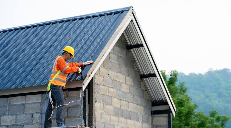 Professional residential roofers in Bahama, NC